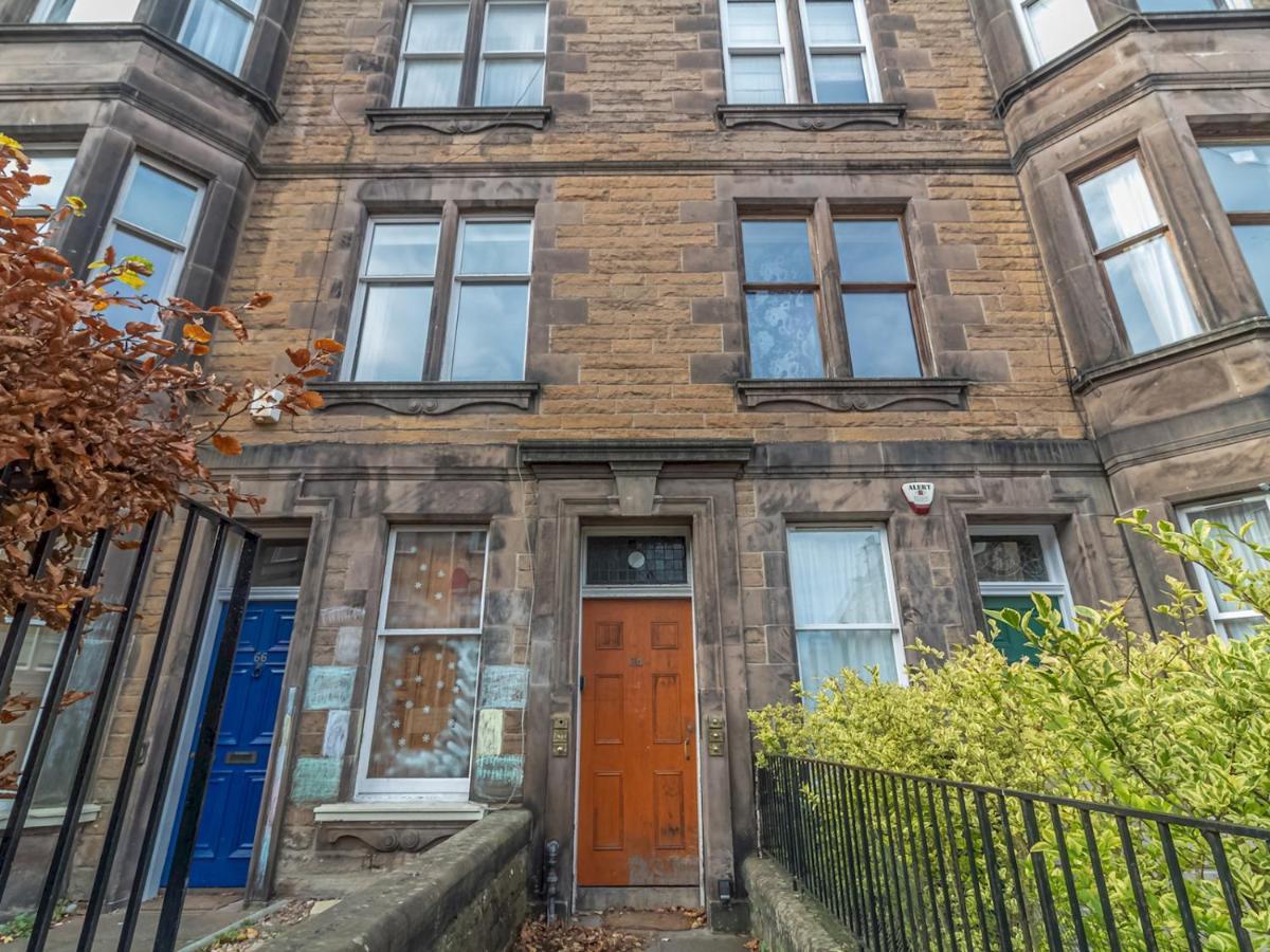 Spacious And Bright Property, In Chic Morningside! Sleeps Up To 6 Guests Apartment *