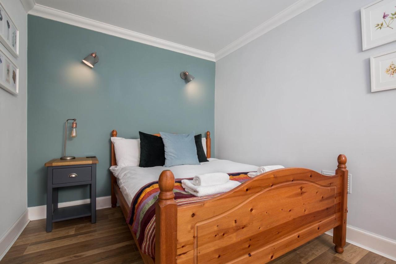 The Third - Georgian Apartment
