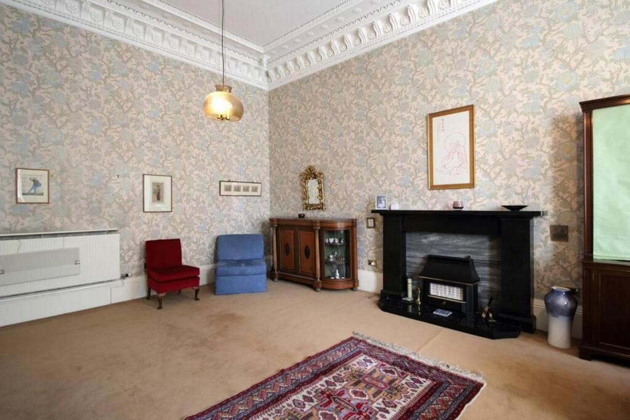Quirky, West End, House Apartment *