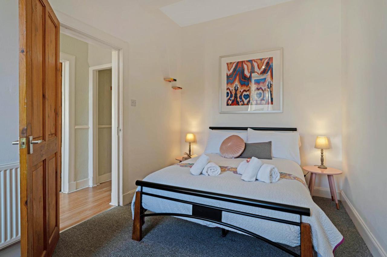 Apartment Cozy With Character Logie Main Door Flat *