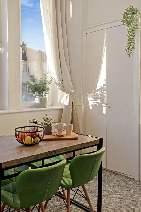 Apartment Cozy With Character Logie Main Door Flat *