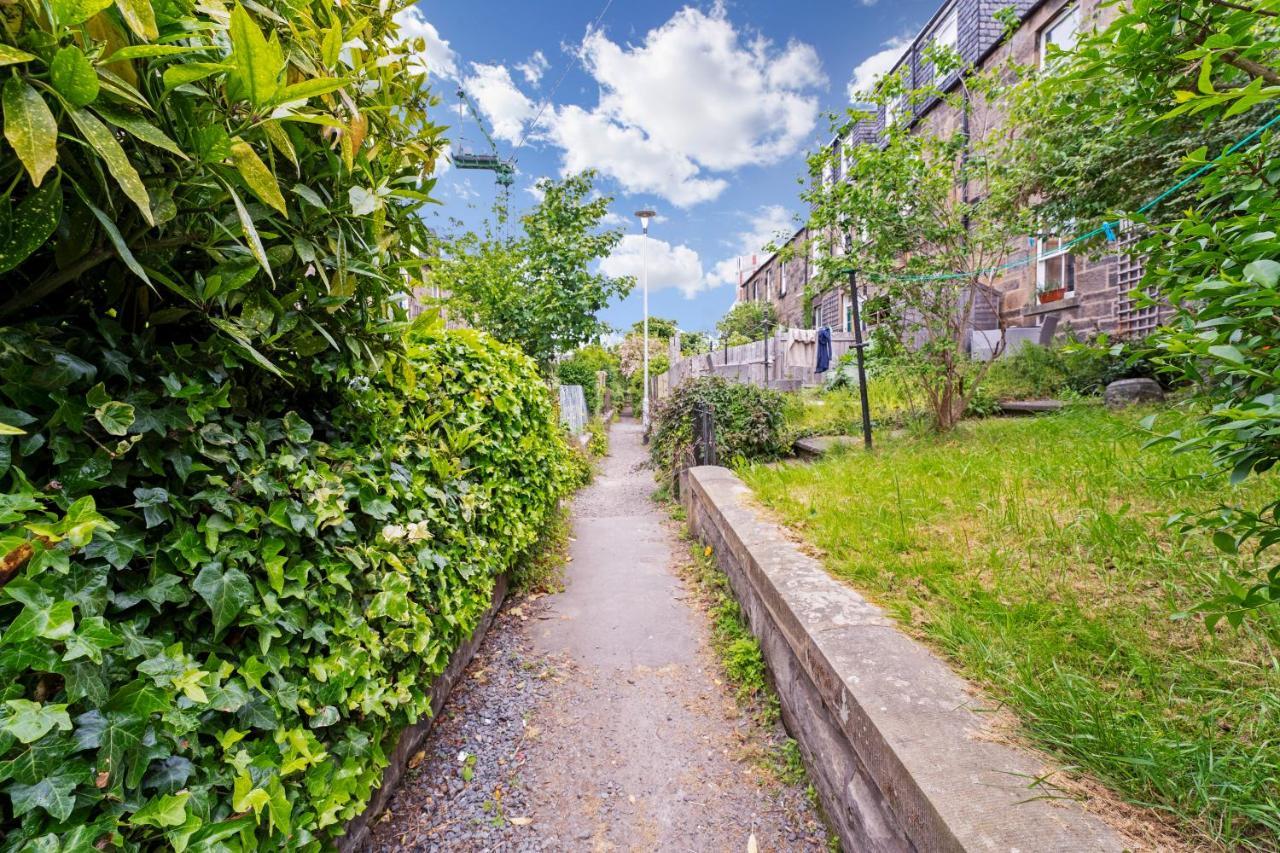 Apartment Cozy With Character Mclaren Westend Free Secure Parking *