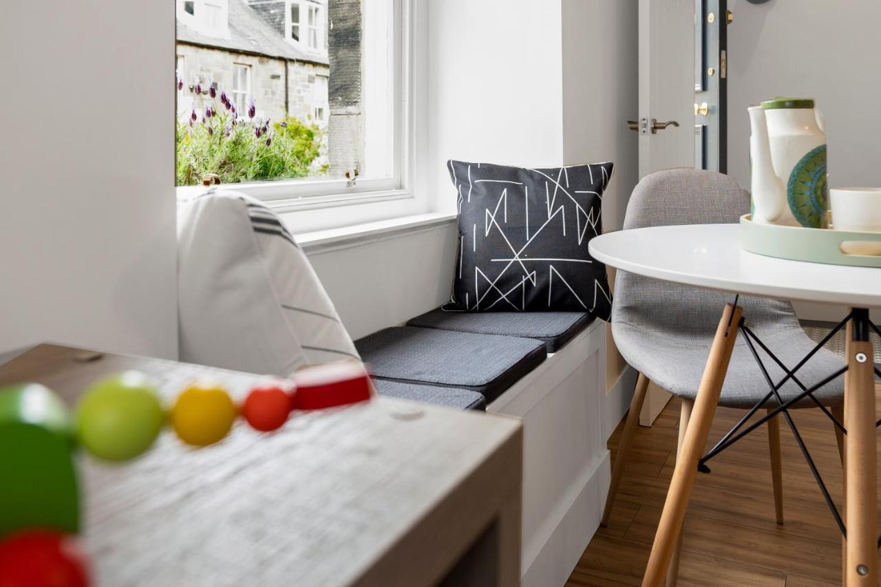 Cozy With Character Mclaren Westend Free Secure Parking Apartment Edinburgh
