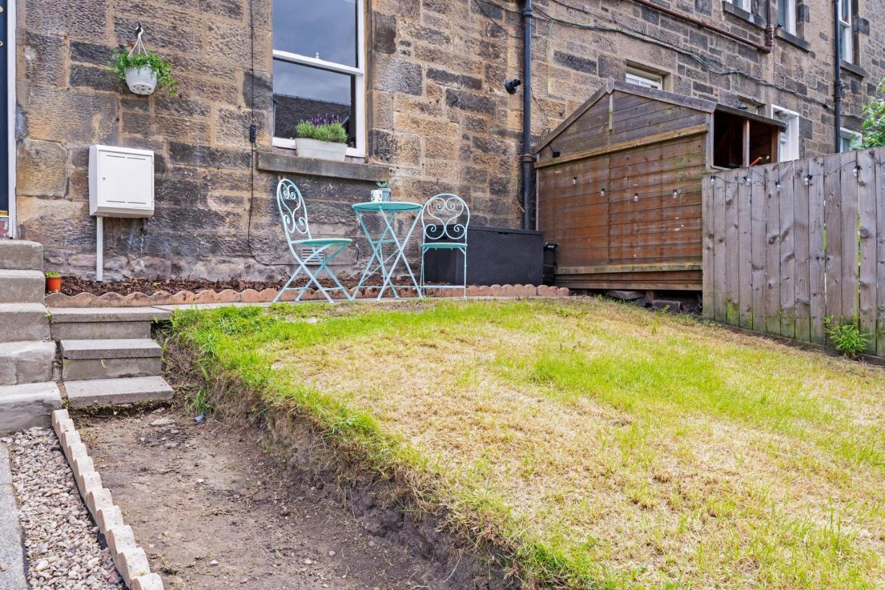 Cozy With Character Mclaren Westend Free Secure Parking Apartment *