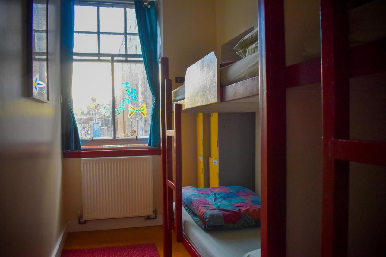 Royal Mile Backpackers * Edinburgh