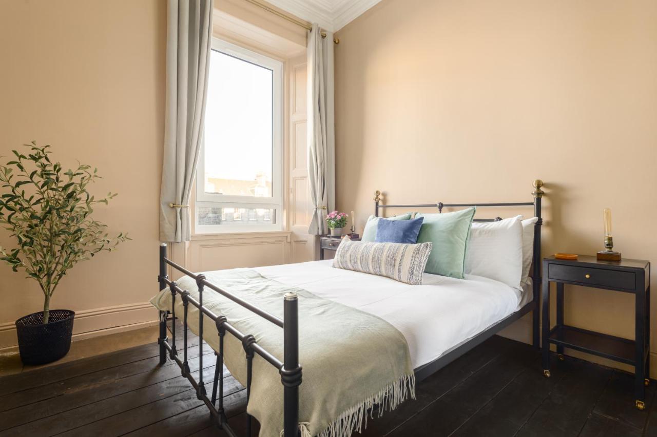 Spacious 2br Leith *
