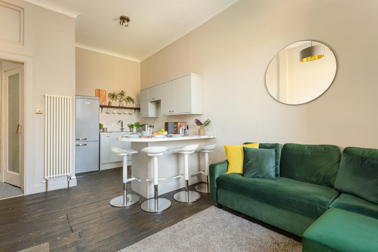 Spacious 2br Leith Edinburgh
