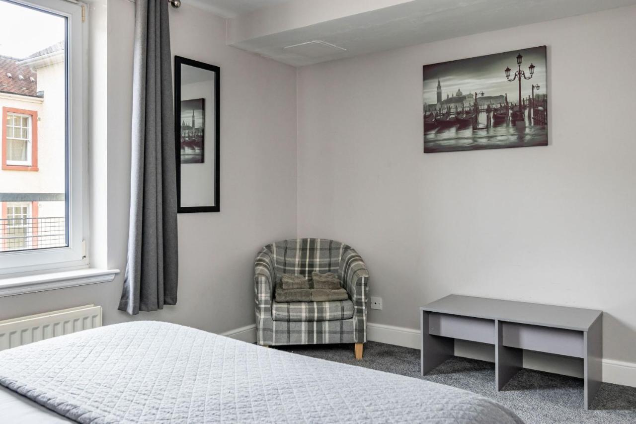 Amazing - Cables Wynd Near The Shore - Free Parking Apartment *