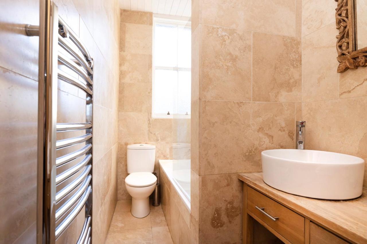 Joivy Old Town 1-bed With Stunning Views *