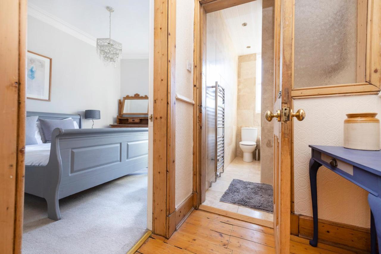 Apartment Joivy Old Town 1-bed With Stunning Views *