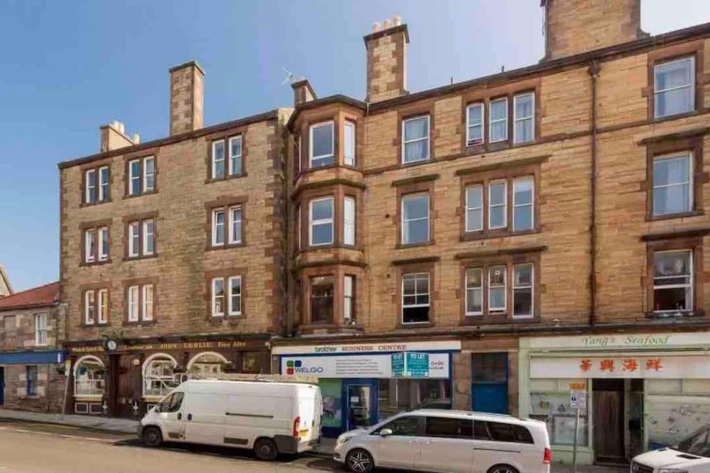 Cosy 2 Bedroom Flat In * Edinburgh