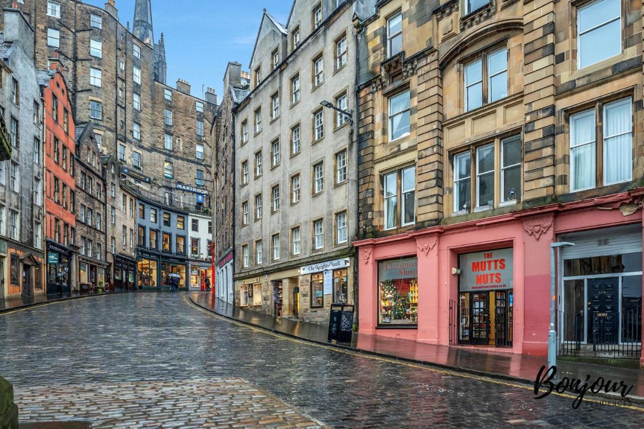 Cosy Grassmarket 2br-1ba - Newly Decorated! By Bonjour Residences * Edinburgh