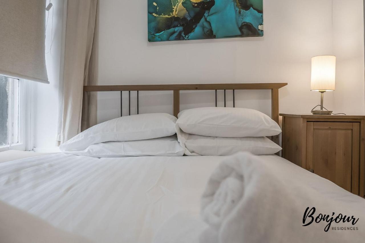 Cosy Grassmarket 2br-1ba - Newly Decorated! By Bonjour Residences Apartment