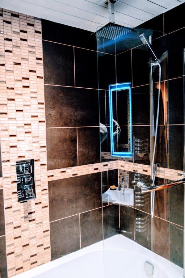 Quirky And Modern Near The Shore Appartement *