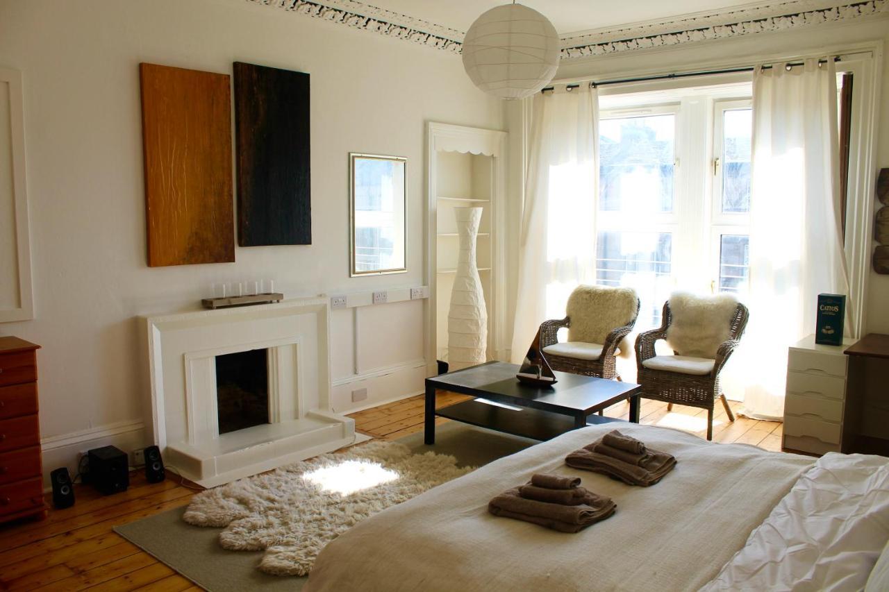 Lothian Road - Castle View Apartment EDI