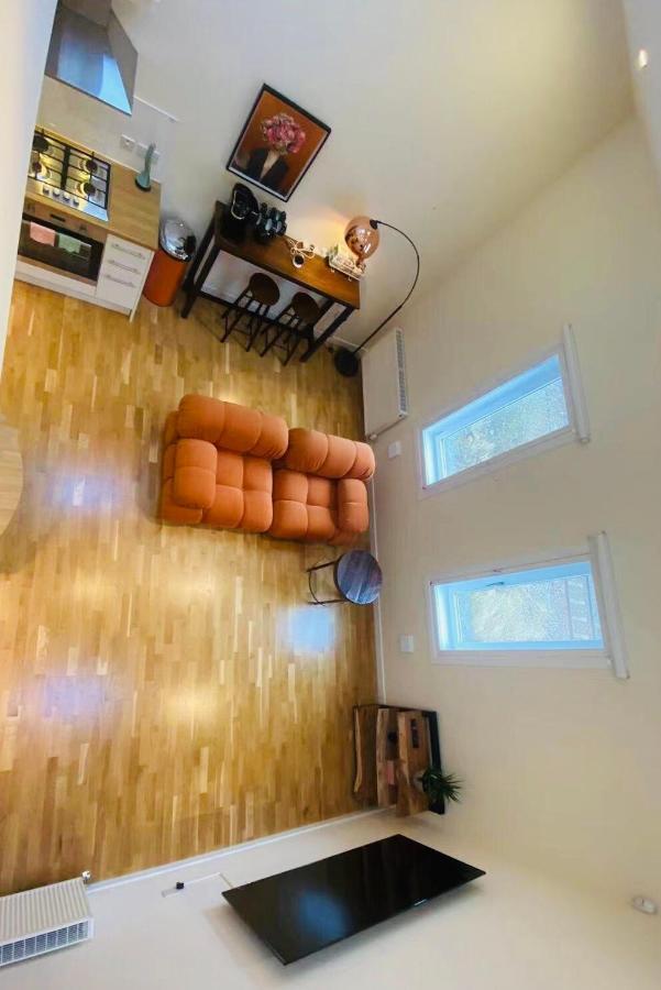 2 Bed 2 Bath With Private Parking Edinburgh