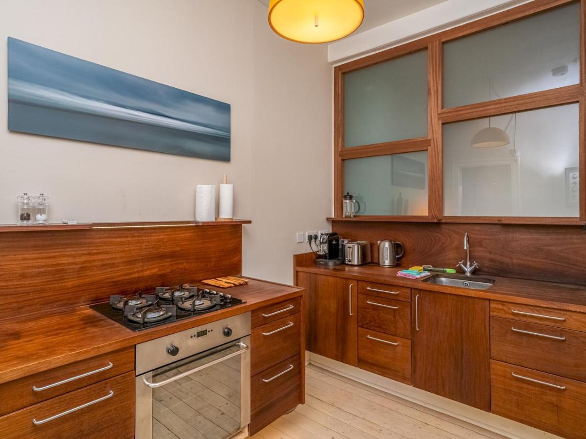 Apartment New Stunning 3 Beds Flat In Chic Area Of The Edinburgh