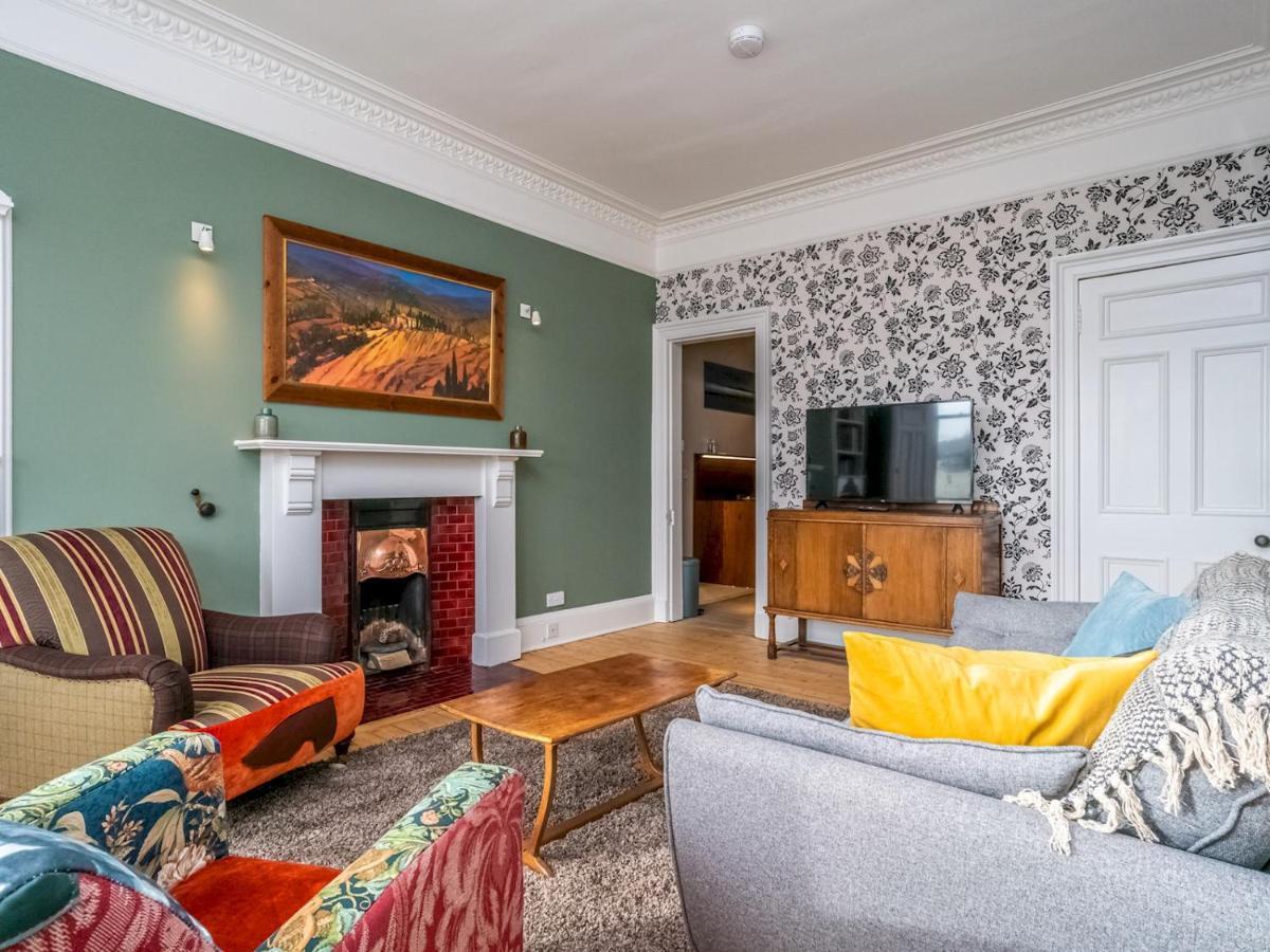 Apartment New Stunning 3 Beds Flat In Chic Area Of The *