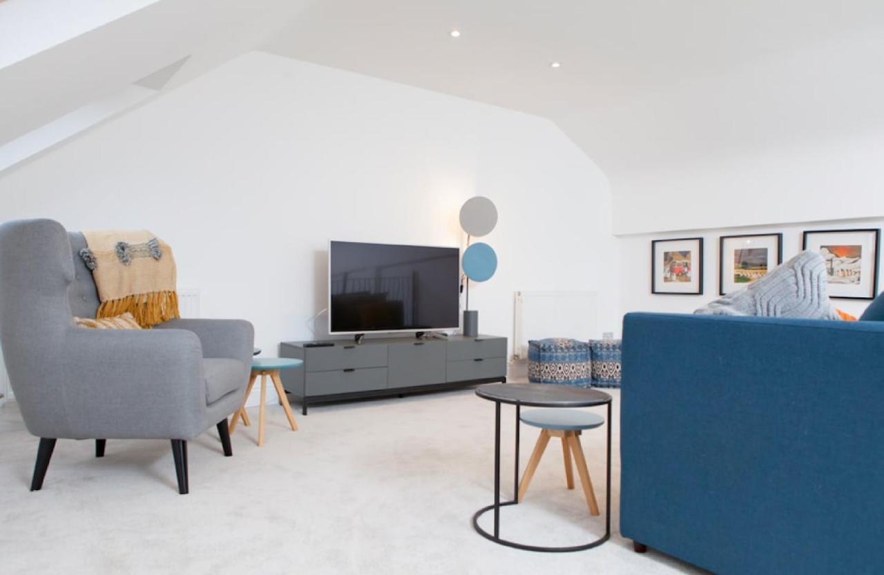 Deluxe Duplex With Garage Appartement *