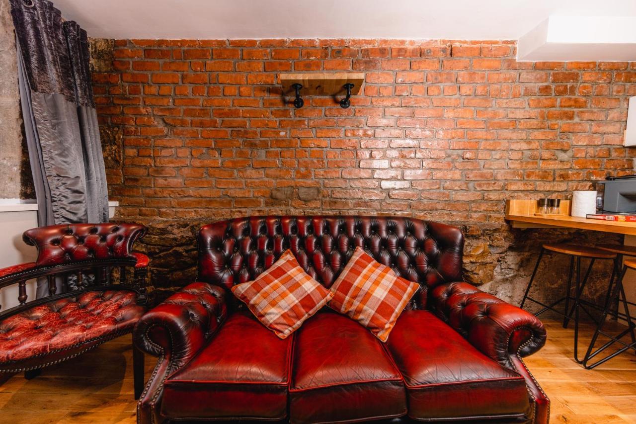 Superb Luxury Quality Central Apartment On Canal Apartment EDI