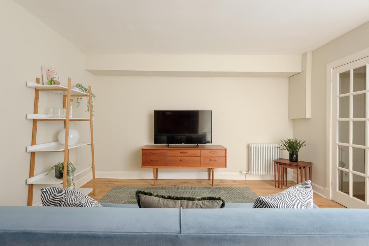 Apartment The Broughton St. *