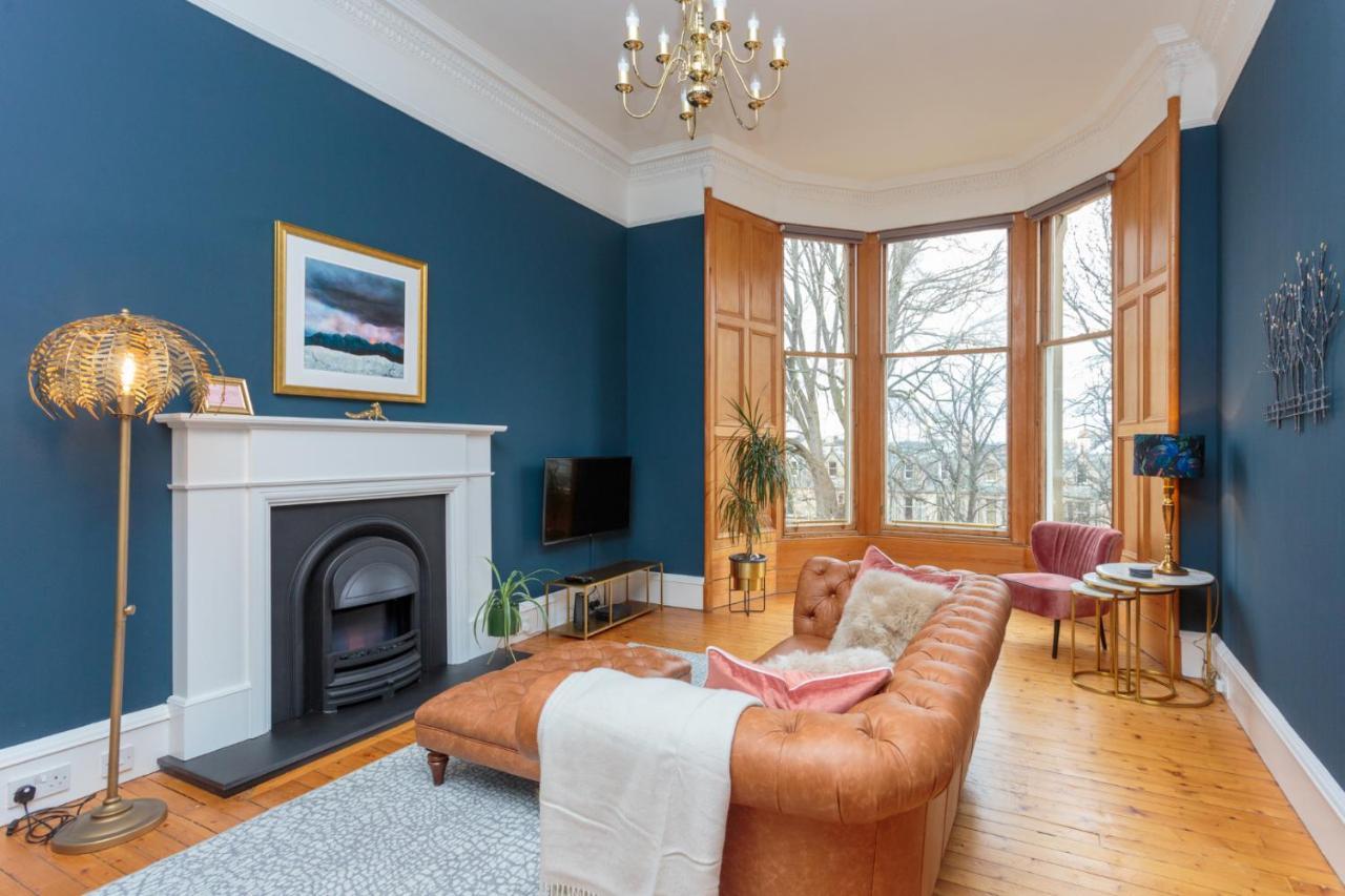 South Learmonth Gardens Apartment