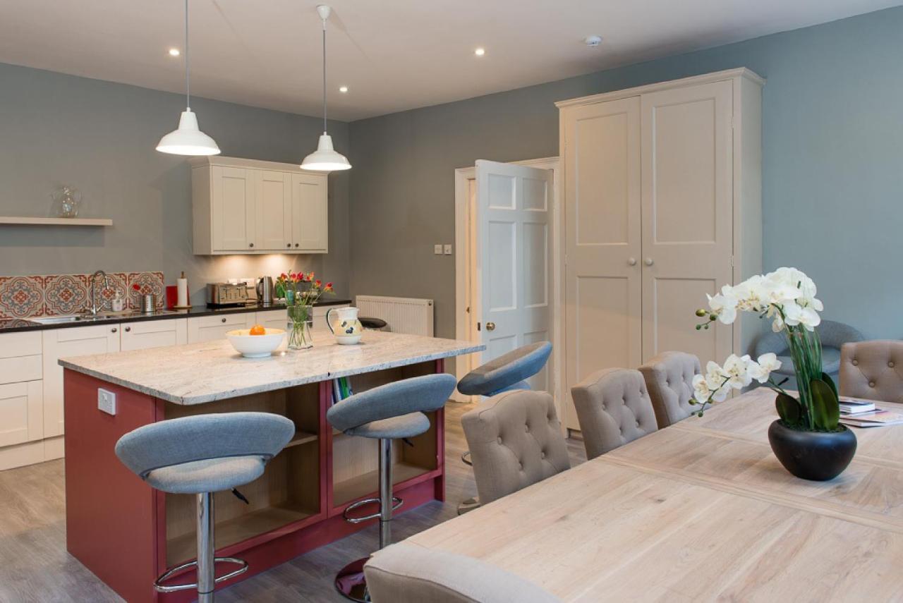 Gorgeous 3-bedroom