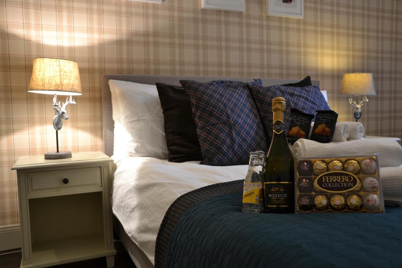 Luxury Scottish In Peaceful Meadows Park EDI
