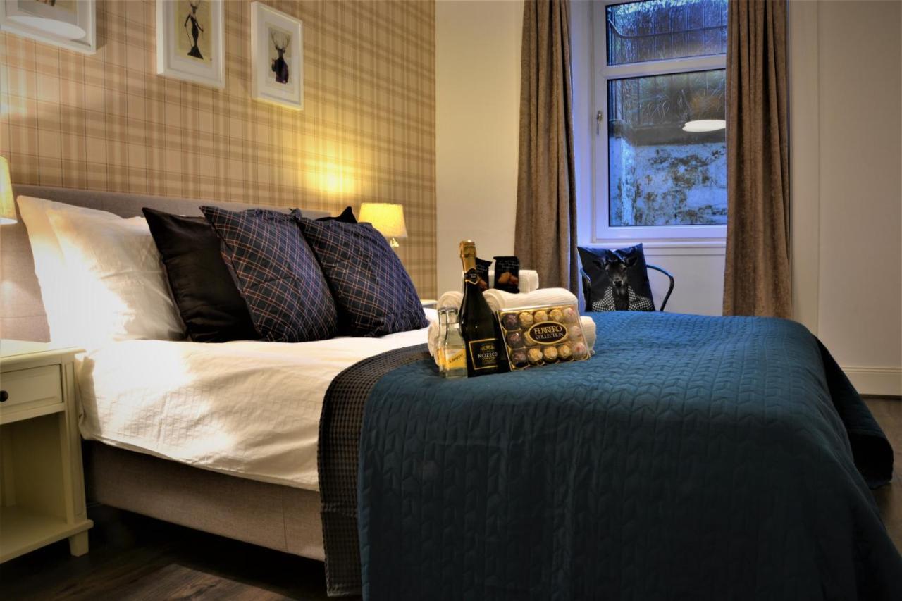 Luxury Scottish In Peaceful Meadows Park EDI