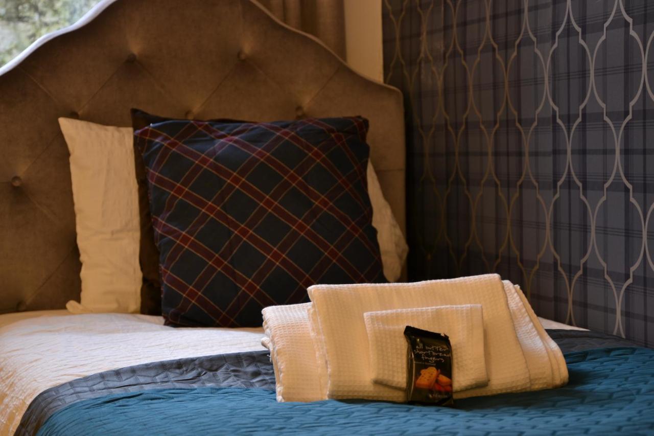 Luxury Scottish In Peaceful Meadows Park EDI