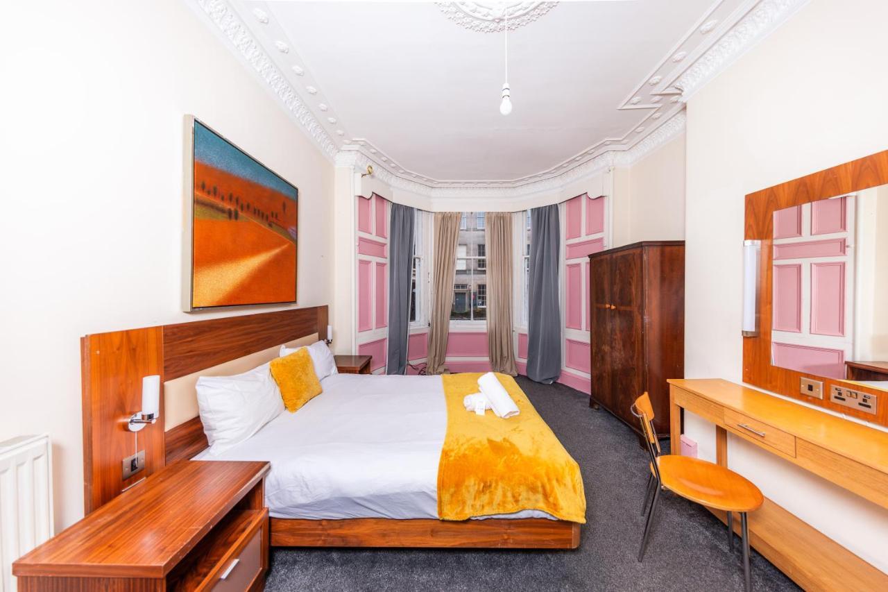 Super Central 4 Bedrooms Apartment By Calton Hill