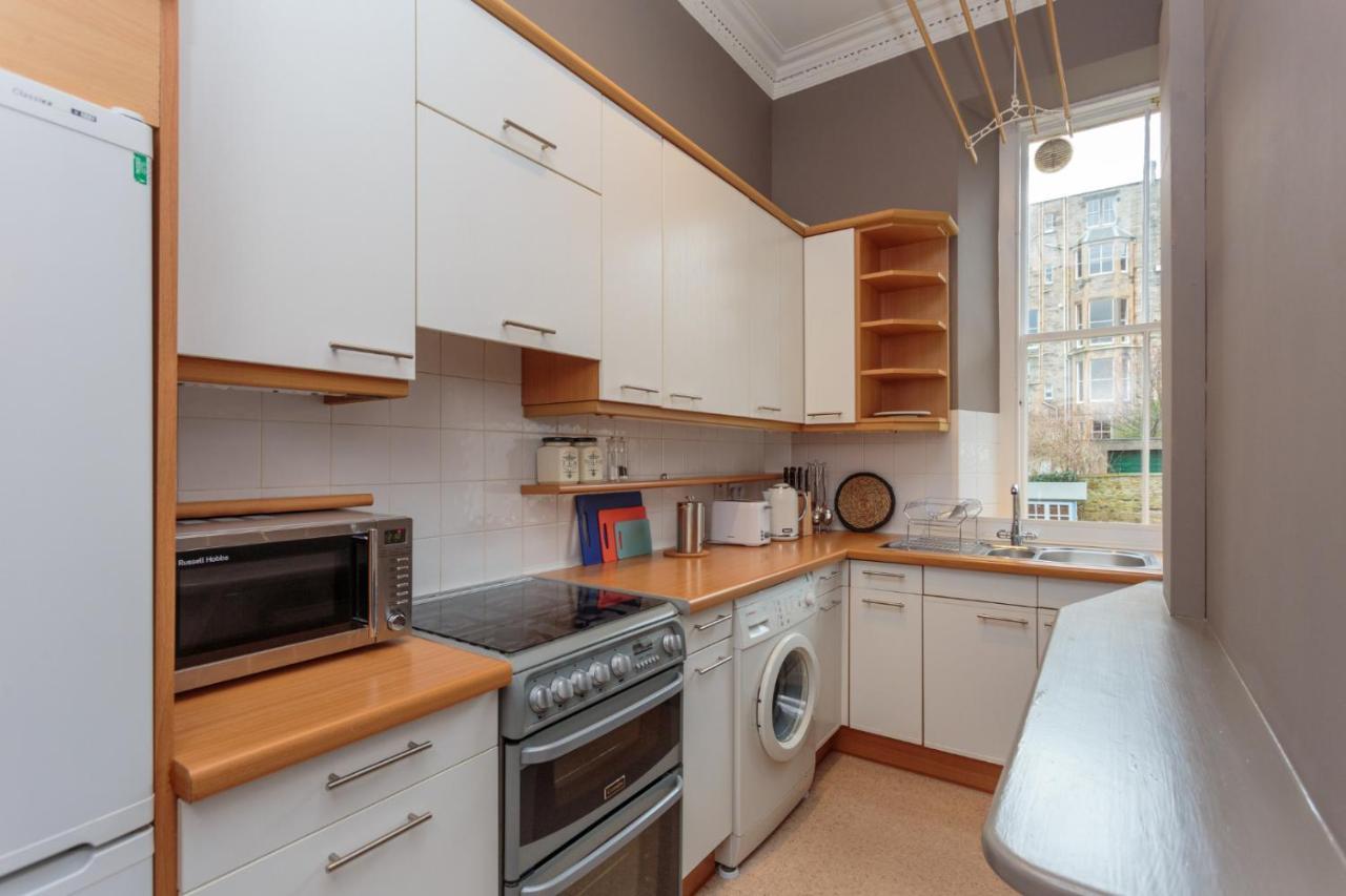 South Learmonth Gardens Apartment *