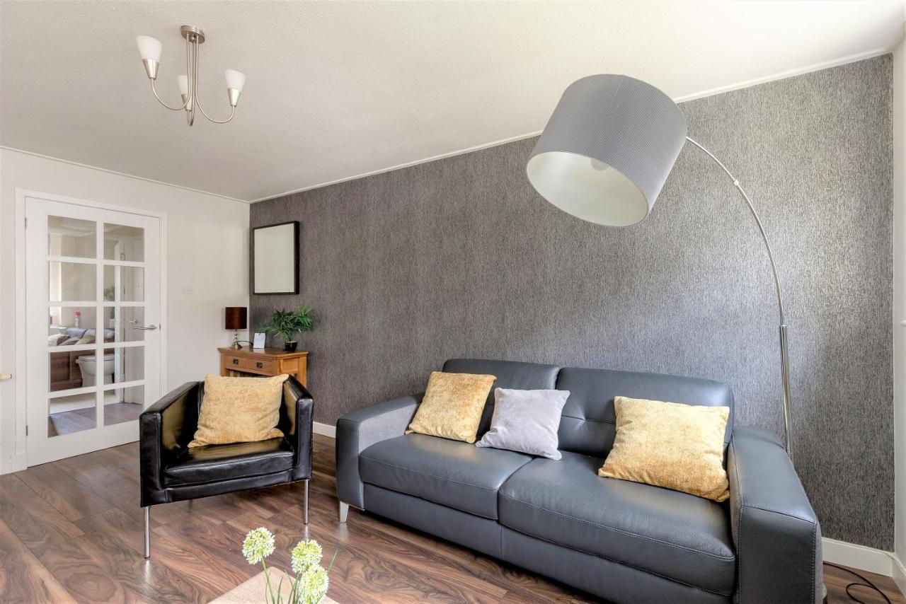 Stunning 1 Bed At Holyrood Palace & Arthurs Seat Apartment