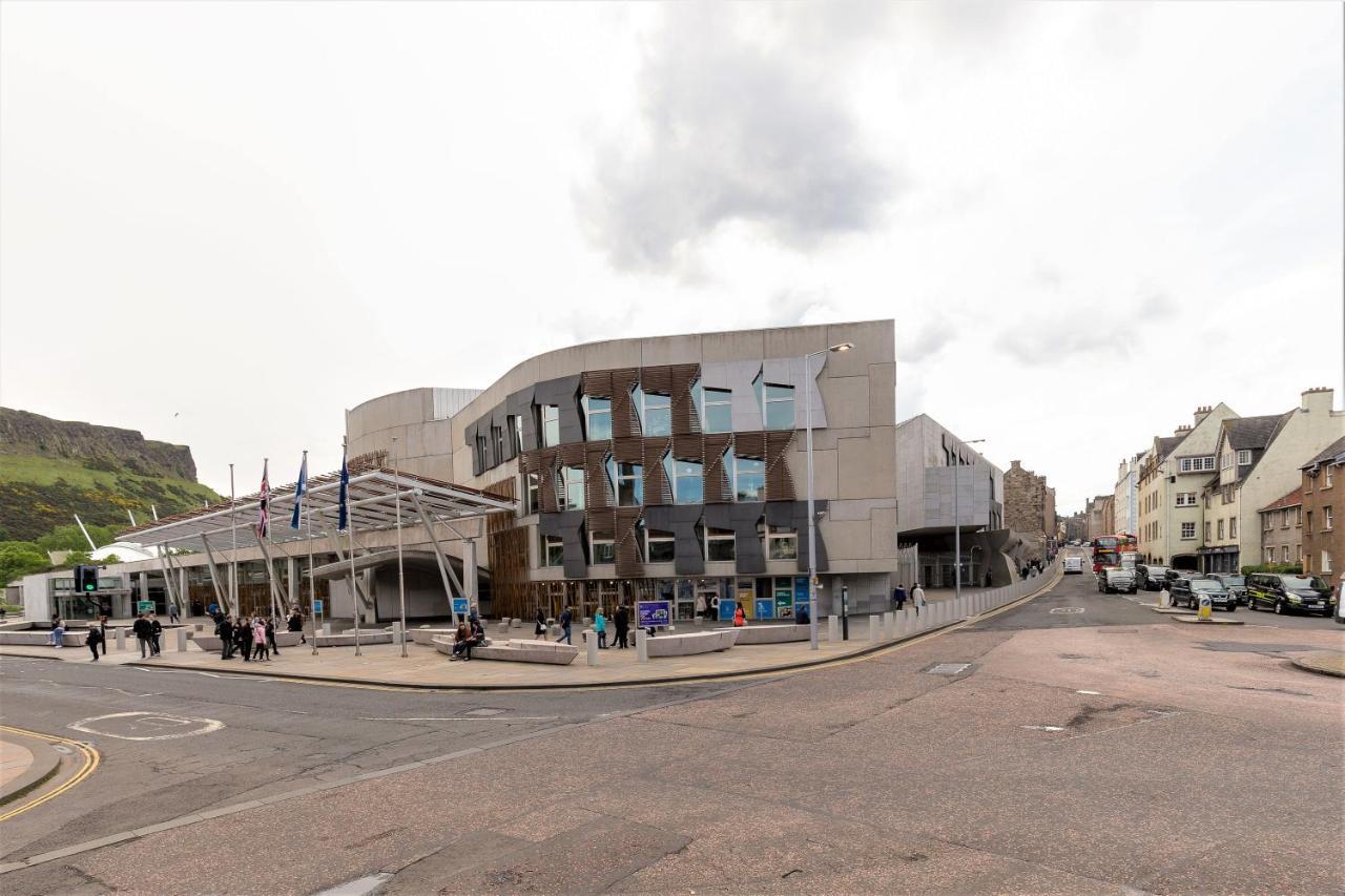 Stunning 1 Bed At Holyrood Palace & Arthurs Seat Apartment