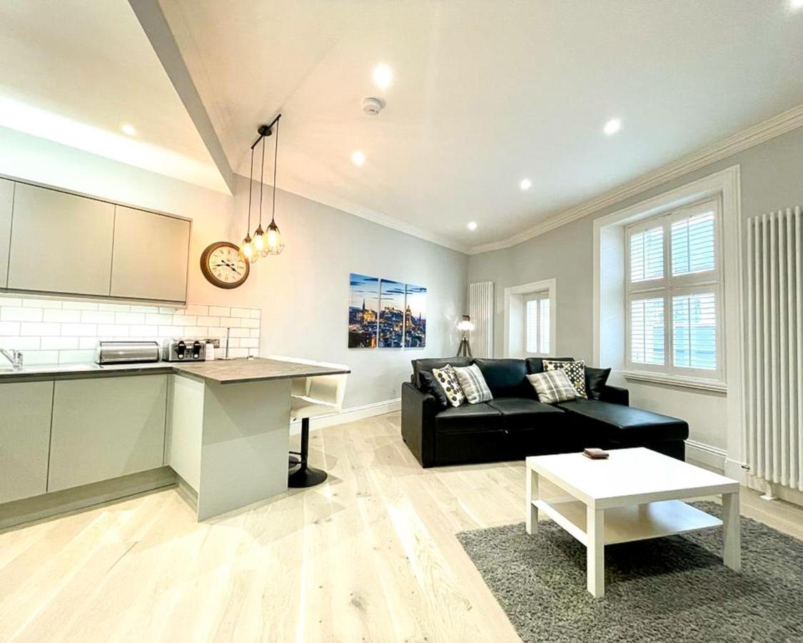 Gorgeous 2br & Bolt-hole *