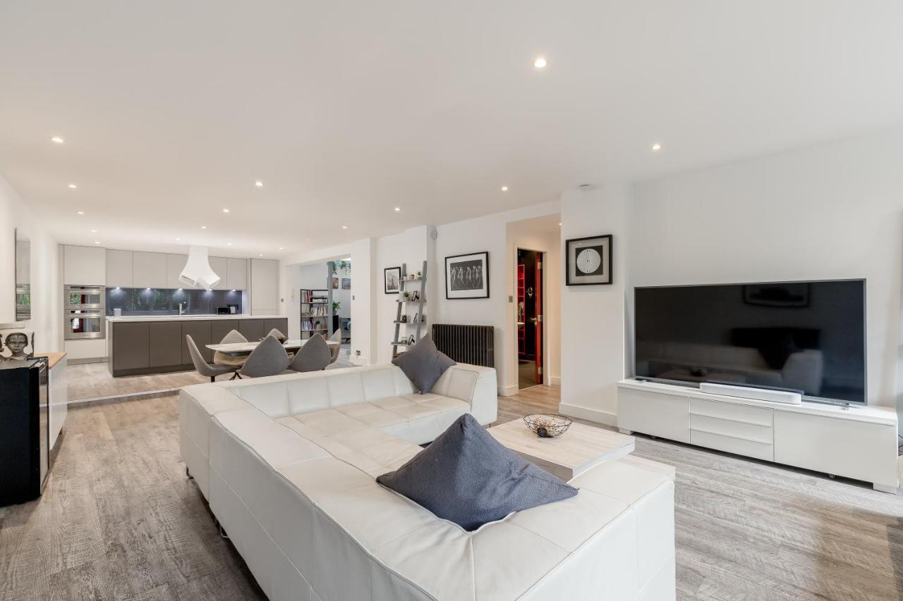 Vakantiehuis Luxury Architect Designed 13 Mins To Royal Mile EDI