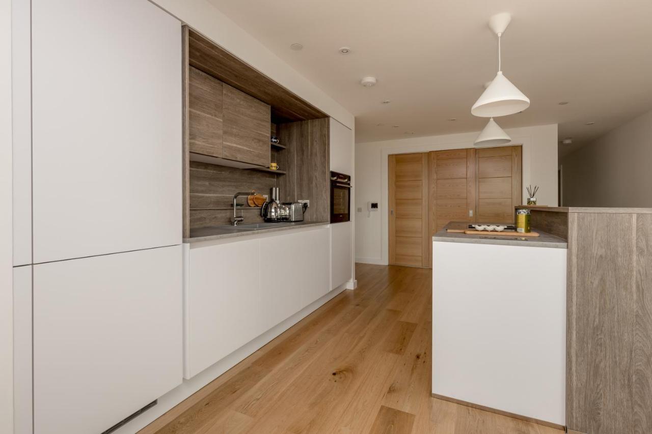 Altido Airy 3-bed Apt Near Royal Botanic Garden * Edinburgh