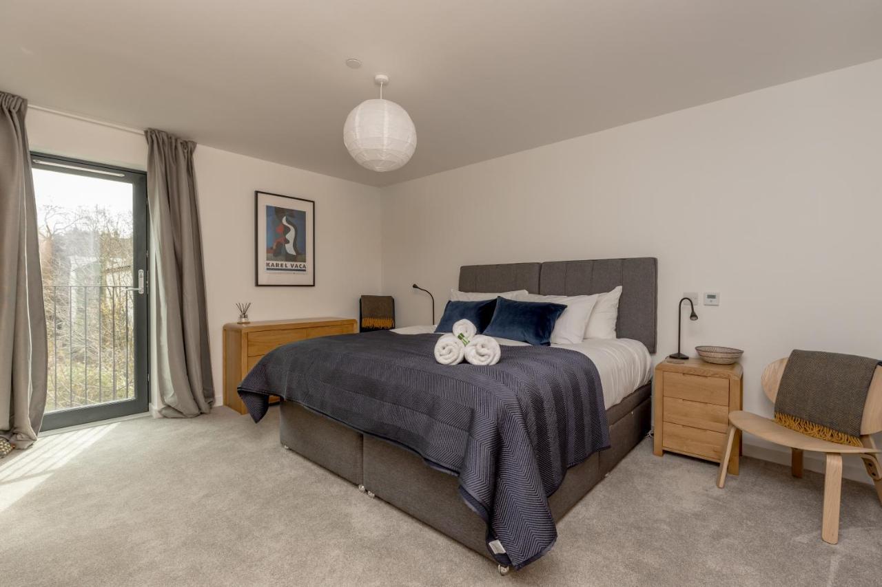 Altido Airy 3-bed Apt Near Royal Botanic Garden *