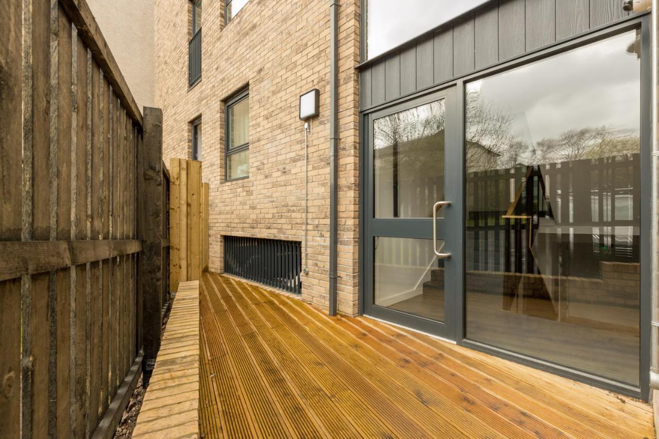 Altido Airy 3-bed Apt Near Royal Botanic Garden EDI