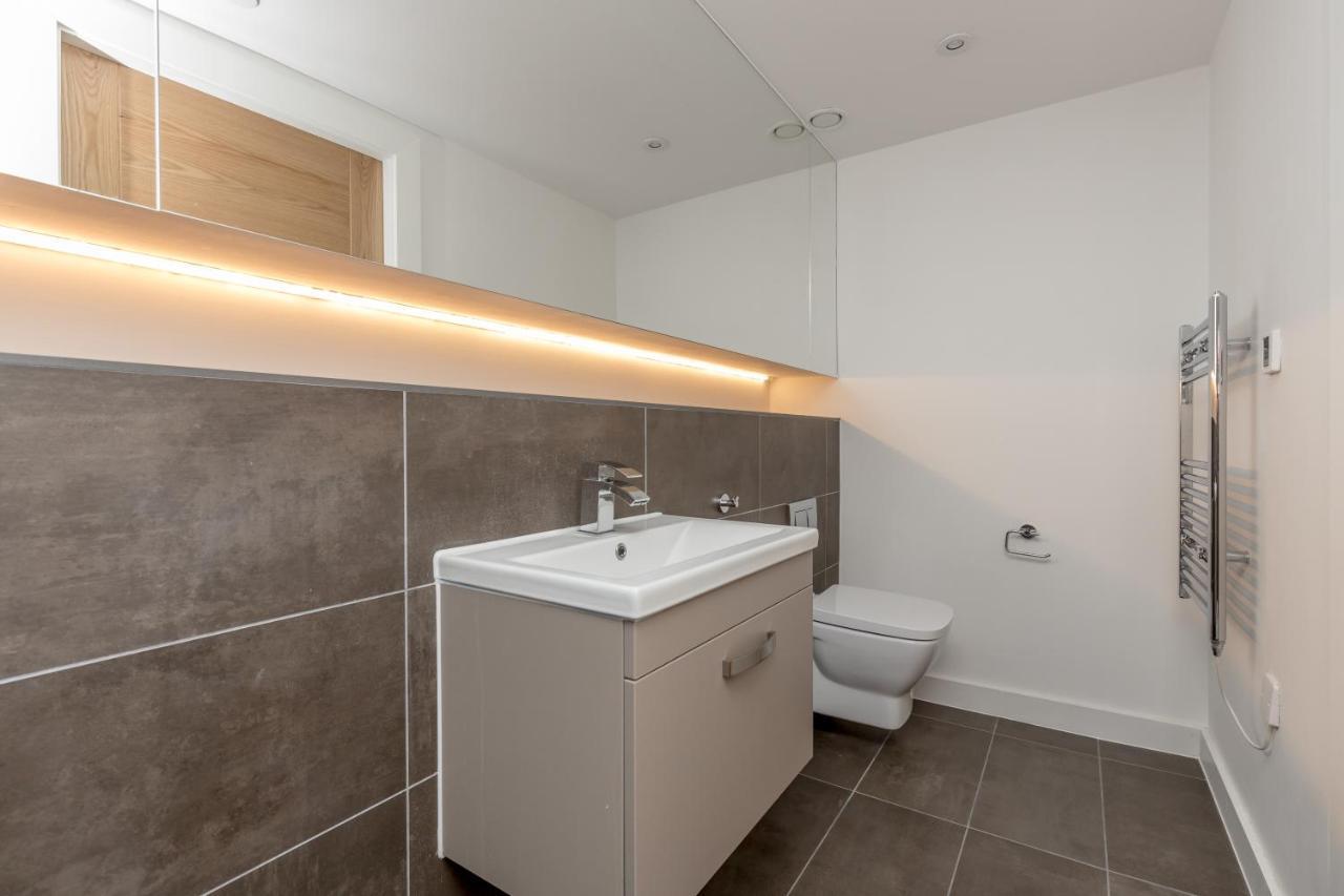 Altido Airy 3-bed Apt Near Royal Botanic Garden * Edinburgh