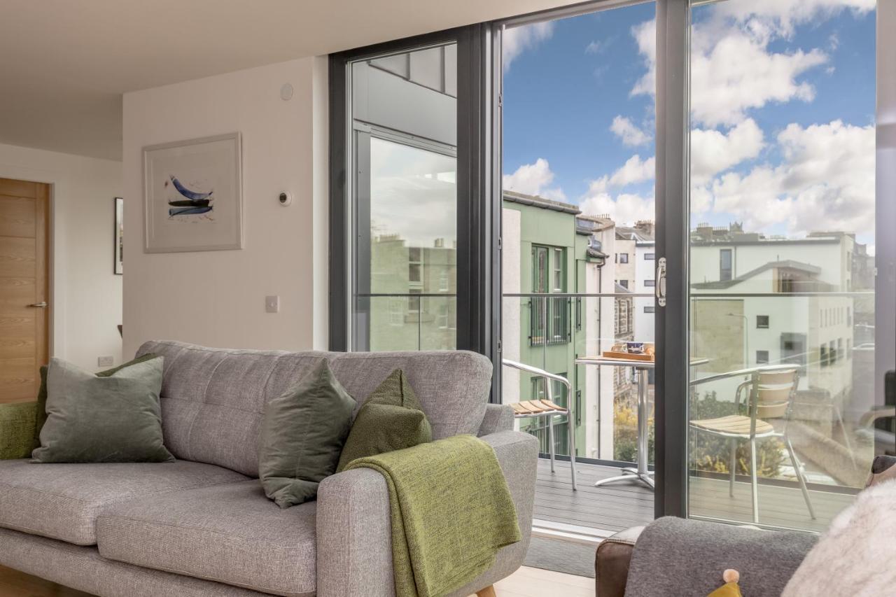 Altido Airy 3-bed Apt Near Royal Botanic Garden * Edinburgh