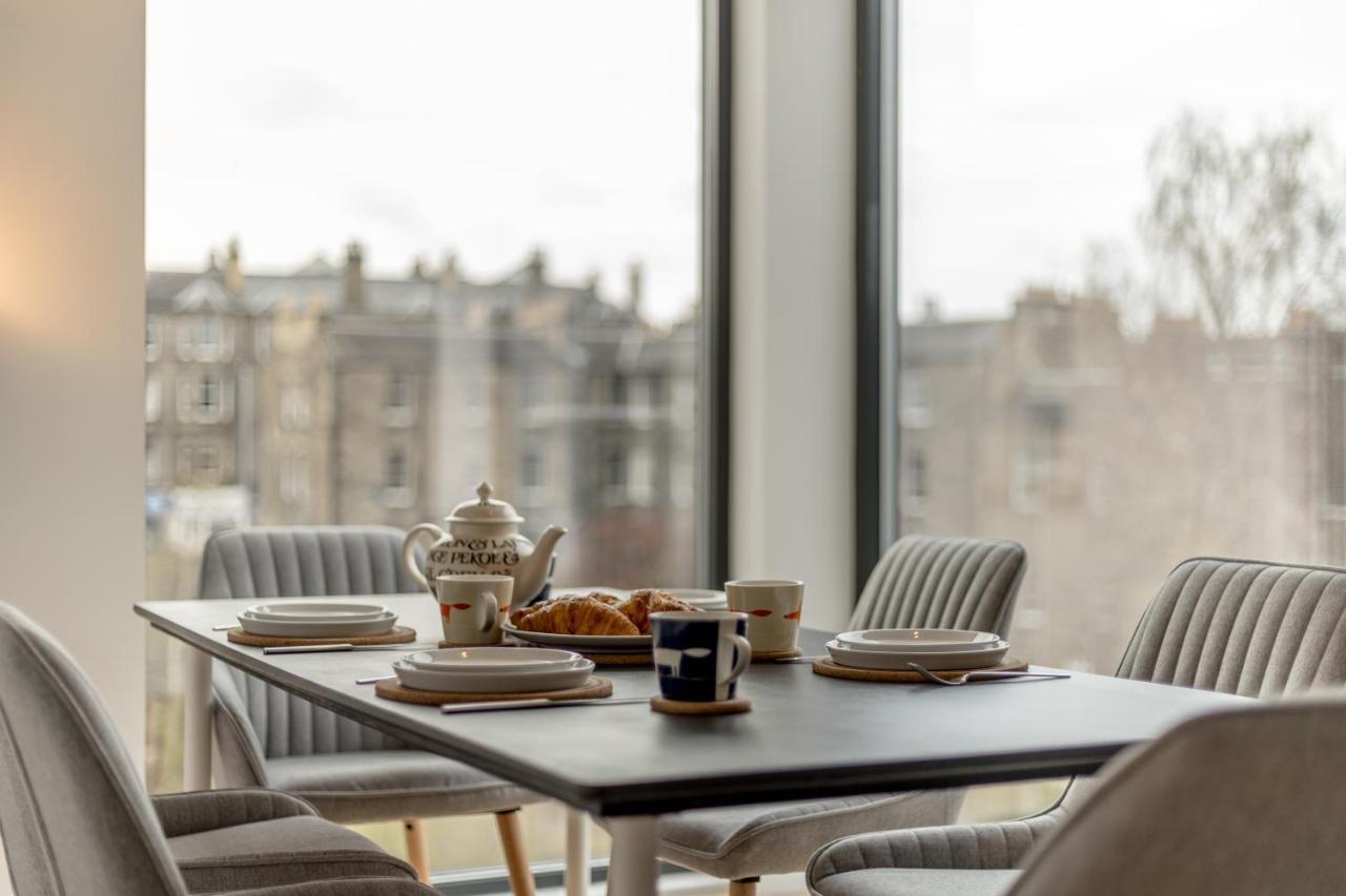 Altido Airy 3-bed Apt Near Royal Botanic Garden * Edinburgh