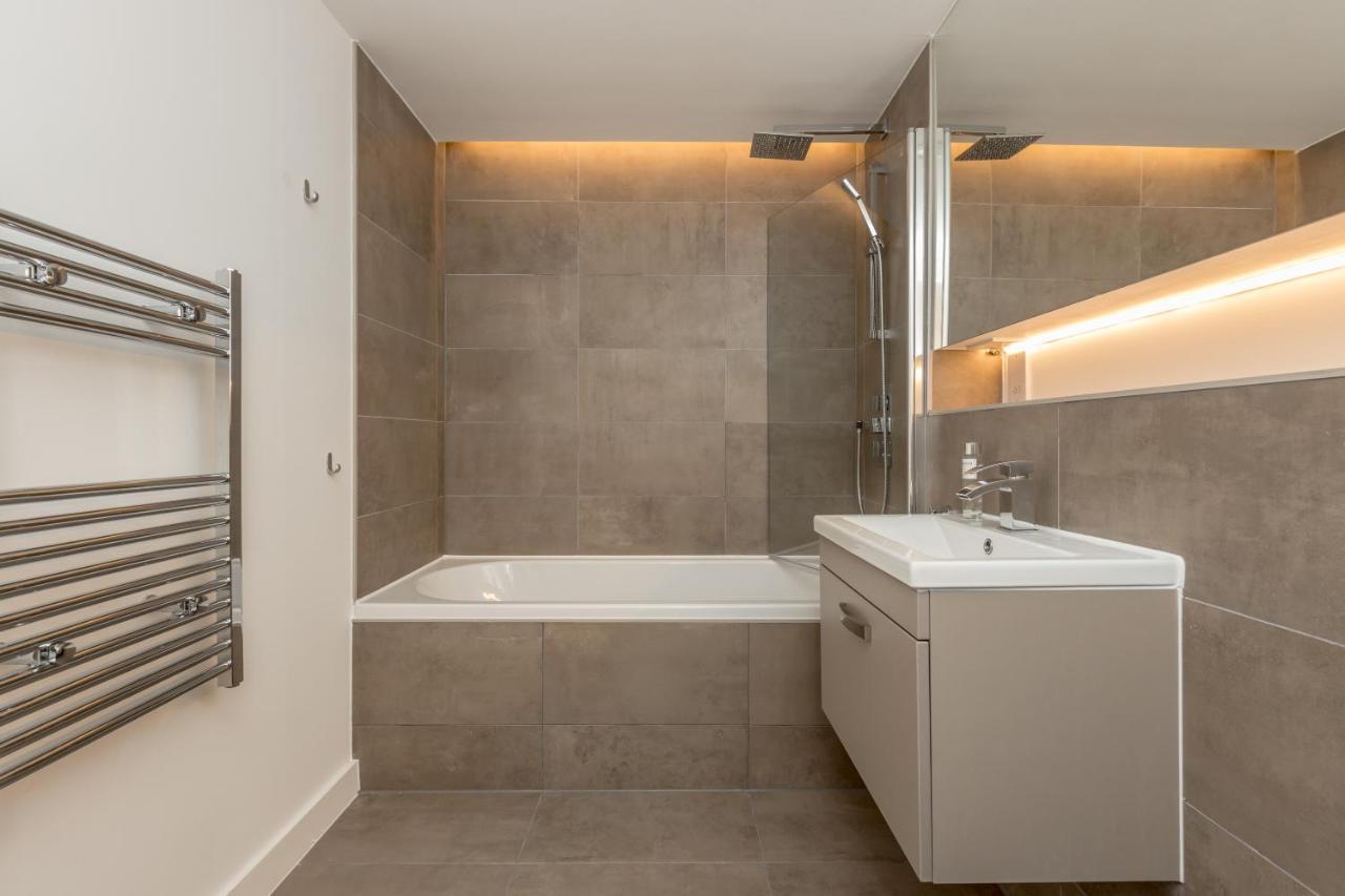 Altido Airy 3-bed Apt Near Royal Botanic Garden Apartment Edinburgh