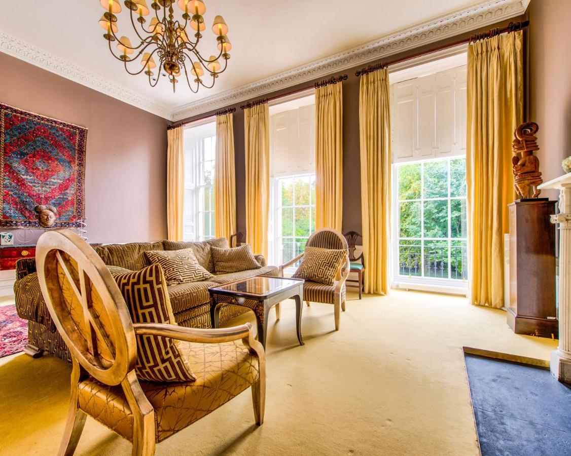 Beautiful Centre Georgian 4 Bed Townhouse With Private Garden