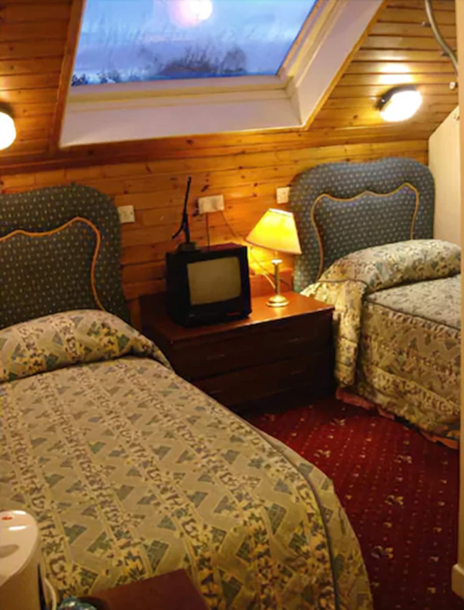 House Hotel 3*