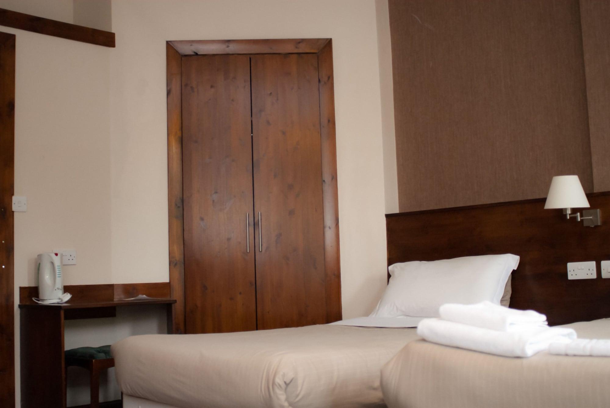 House Hotel 3*