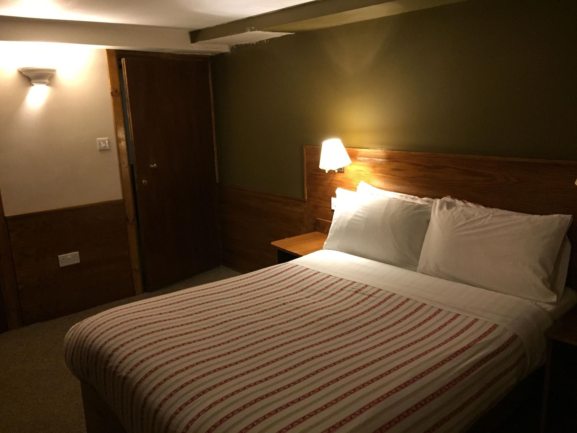 Hotel House 3*
