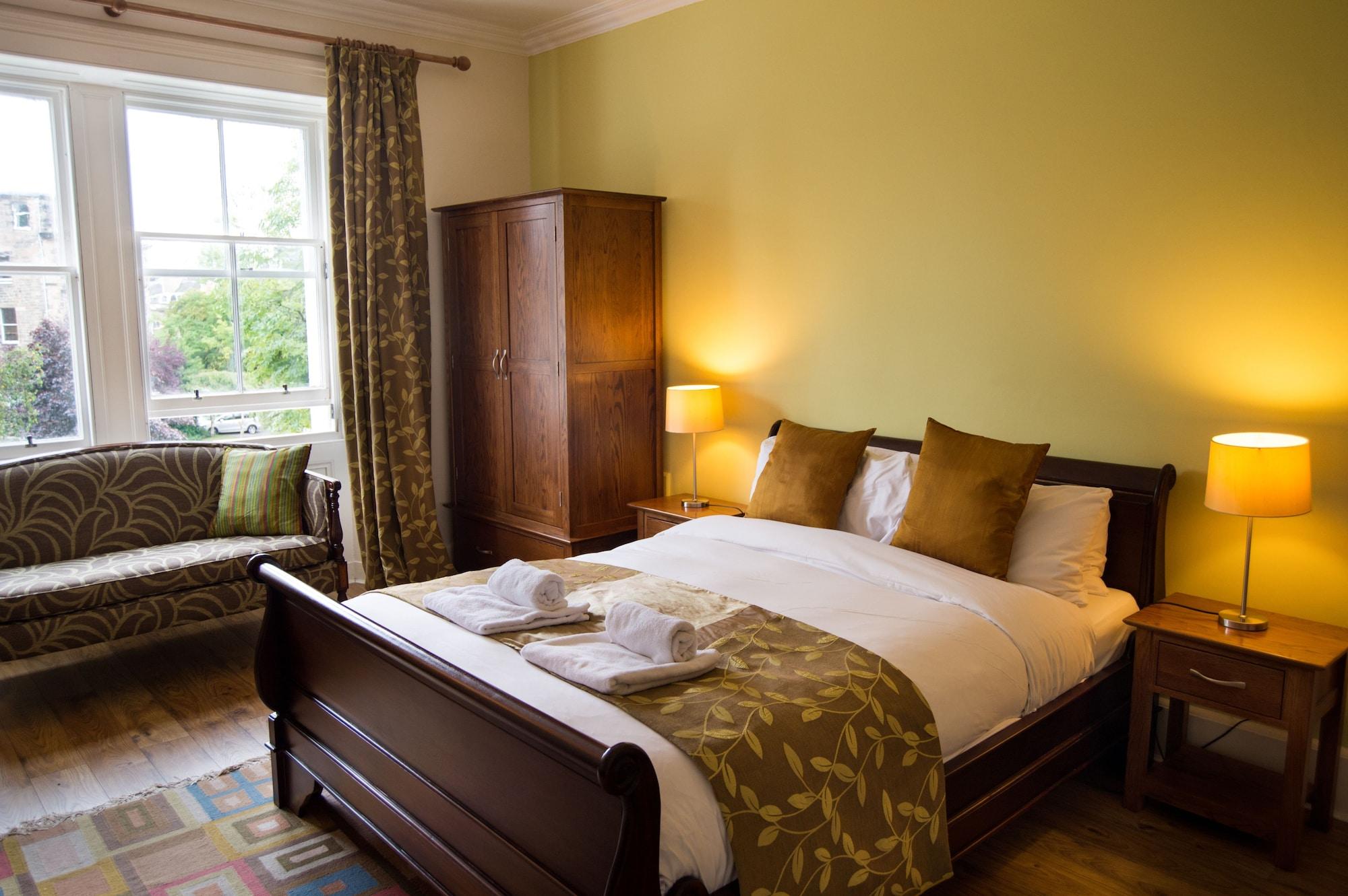 No32 3* Edinburgh