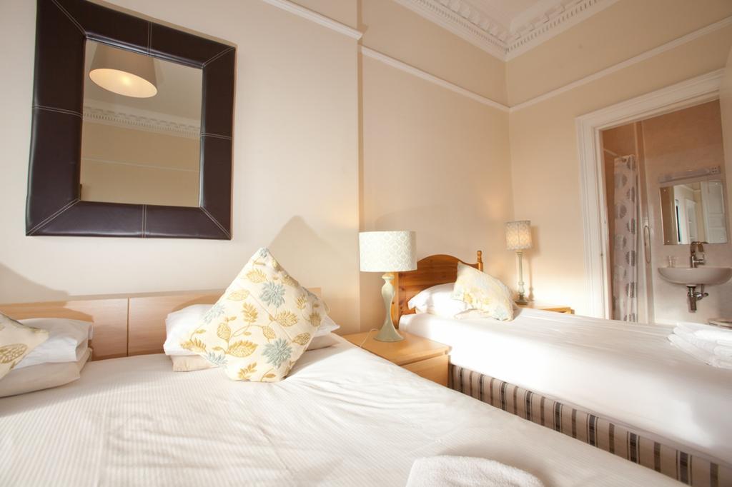 Garfield 4* Edinburgh