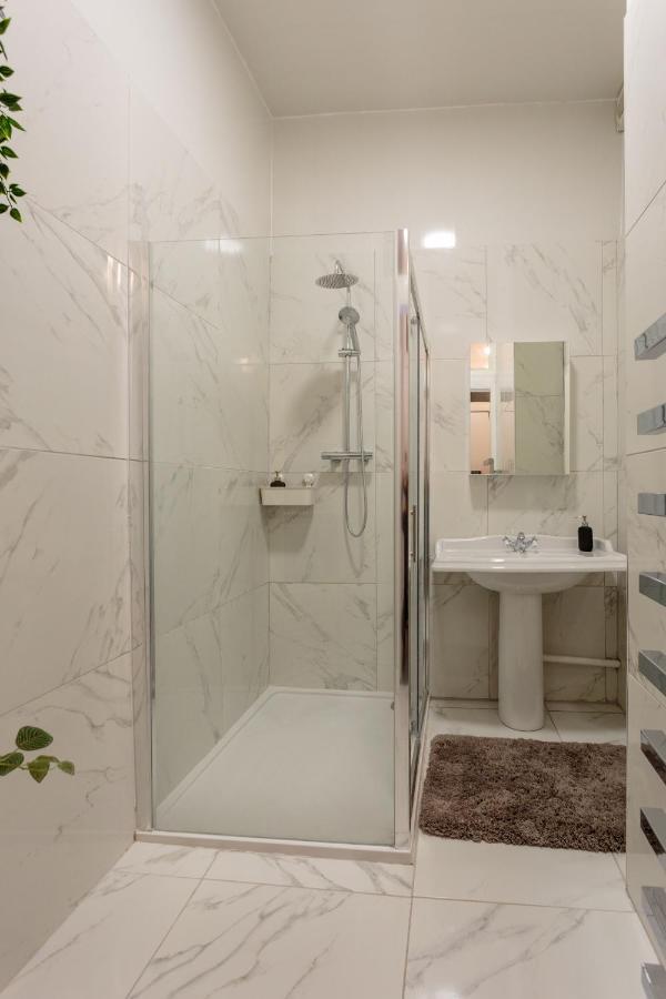Apartment Stylish At The Edge Of Meadows Park *